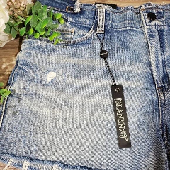 BLANK NYC Denim Frayed Cutoff Astor Shorts‎ 31 new!!! - Picture 7 of 14